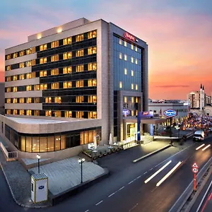 Hampton By Hilton Kayasehir Отель